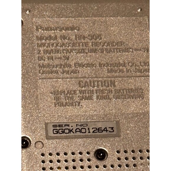 Panasonic RN-305 Voice Activated Cassette Recorder Silver - Picture 3 of 10